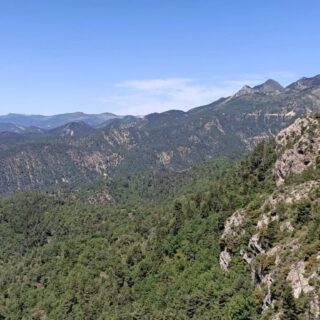 30-route-entre-ascros-et-toudon-aspect-ratio-2000-800