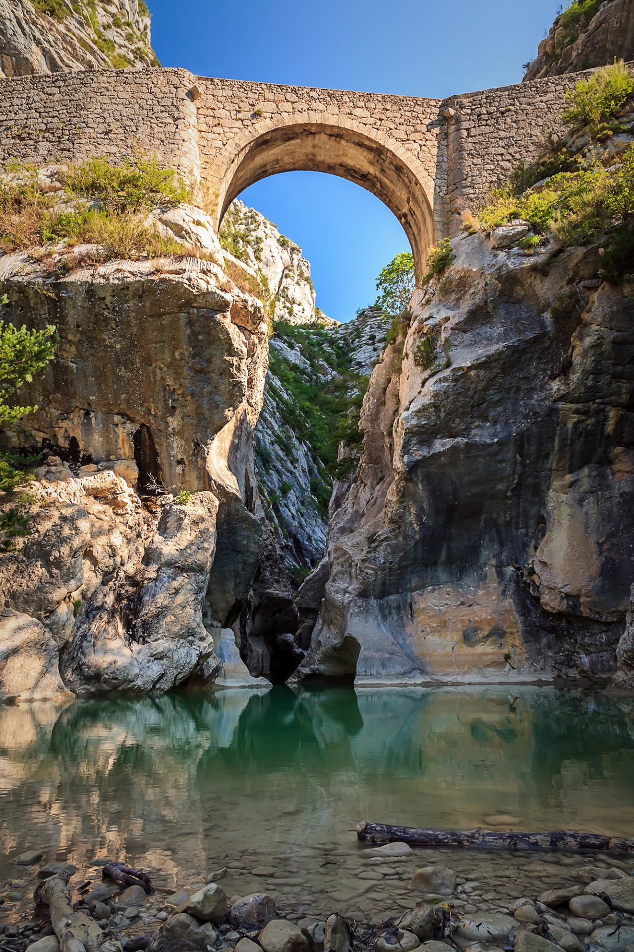 Esteron-pont-Riolan©Clement-Lelievre