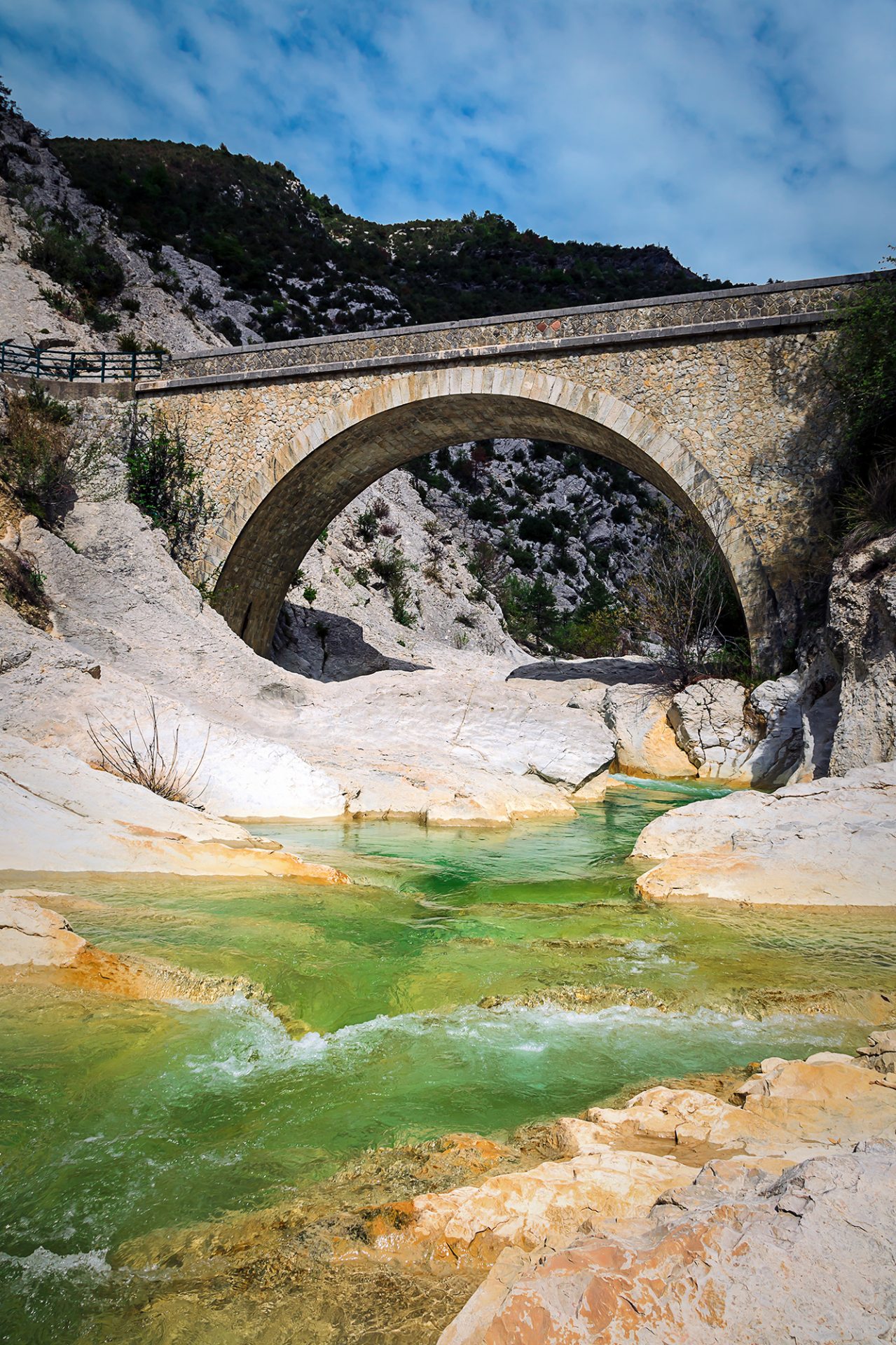 Esteron-pont©Clement-Lelievre