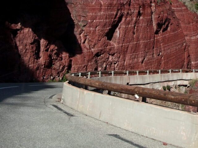 Colorado niçois : une journée pour découvrir les bijoux des gorges rouges