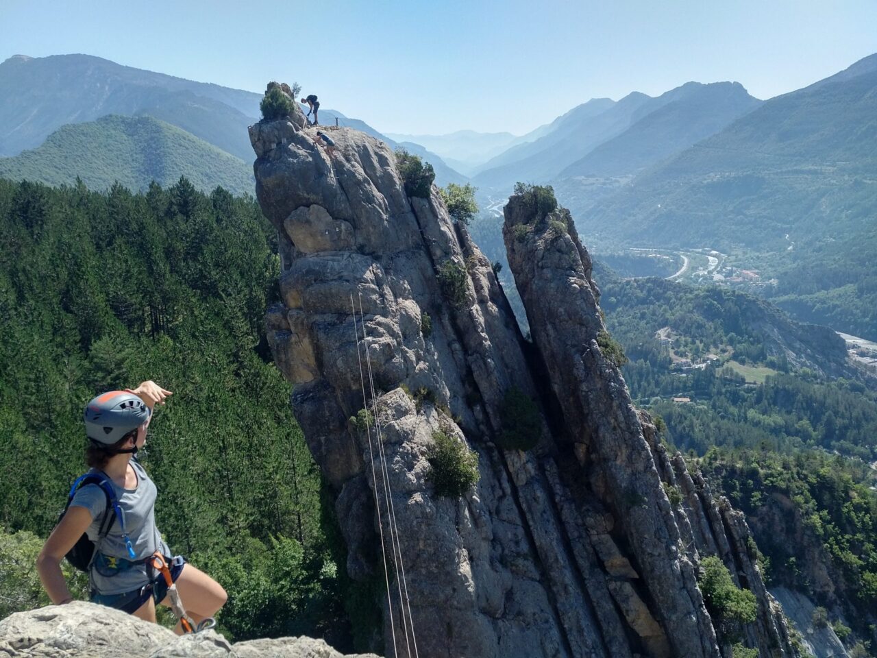 Parcours de la Via ferrata des demoiselles du Castelet à Puget-Théniers