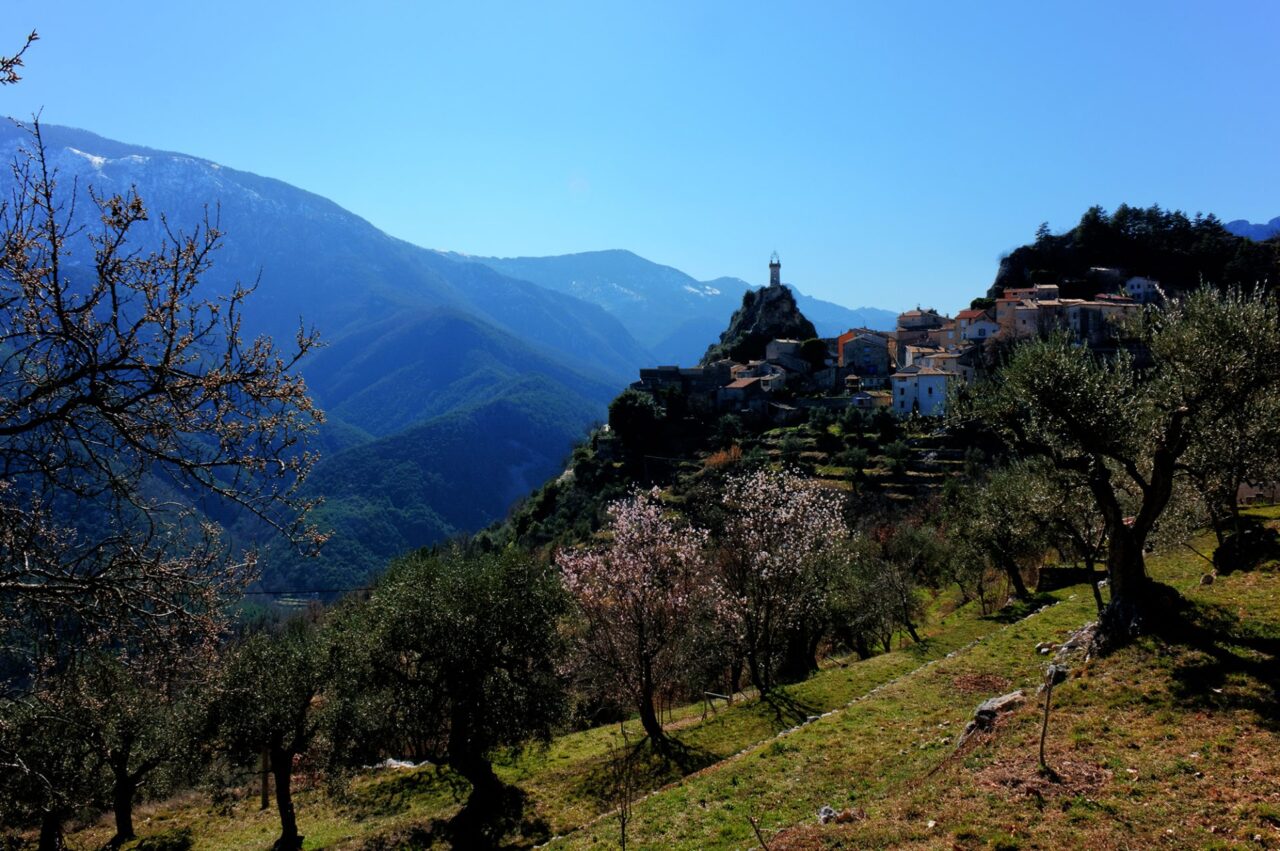 Village-perche-sigale©G.Couturier