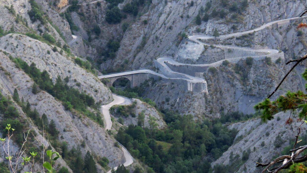 Route Pierlas-B.Bonifassi